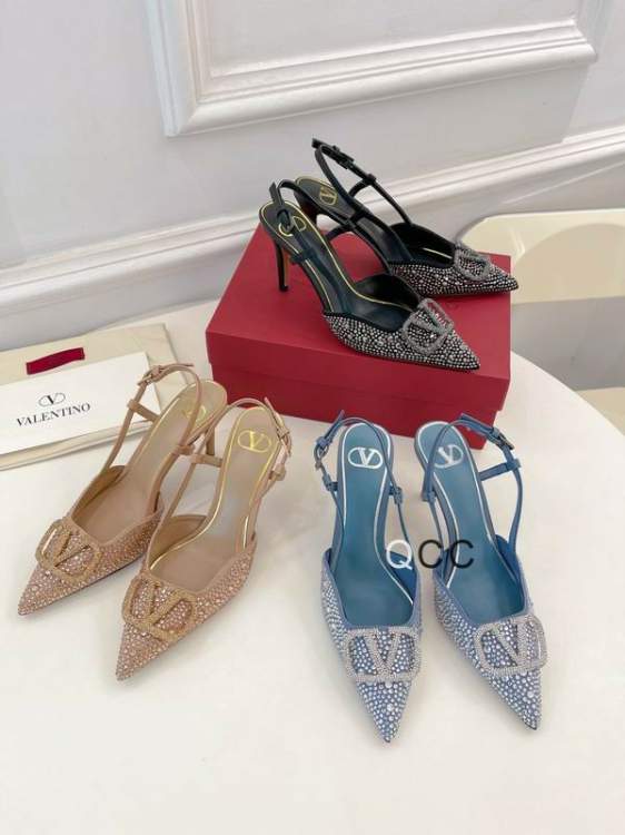 Picture of Valentino Shoes _SKUValentinosz34-418cm3CXC110420172